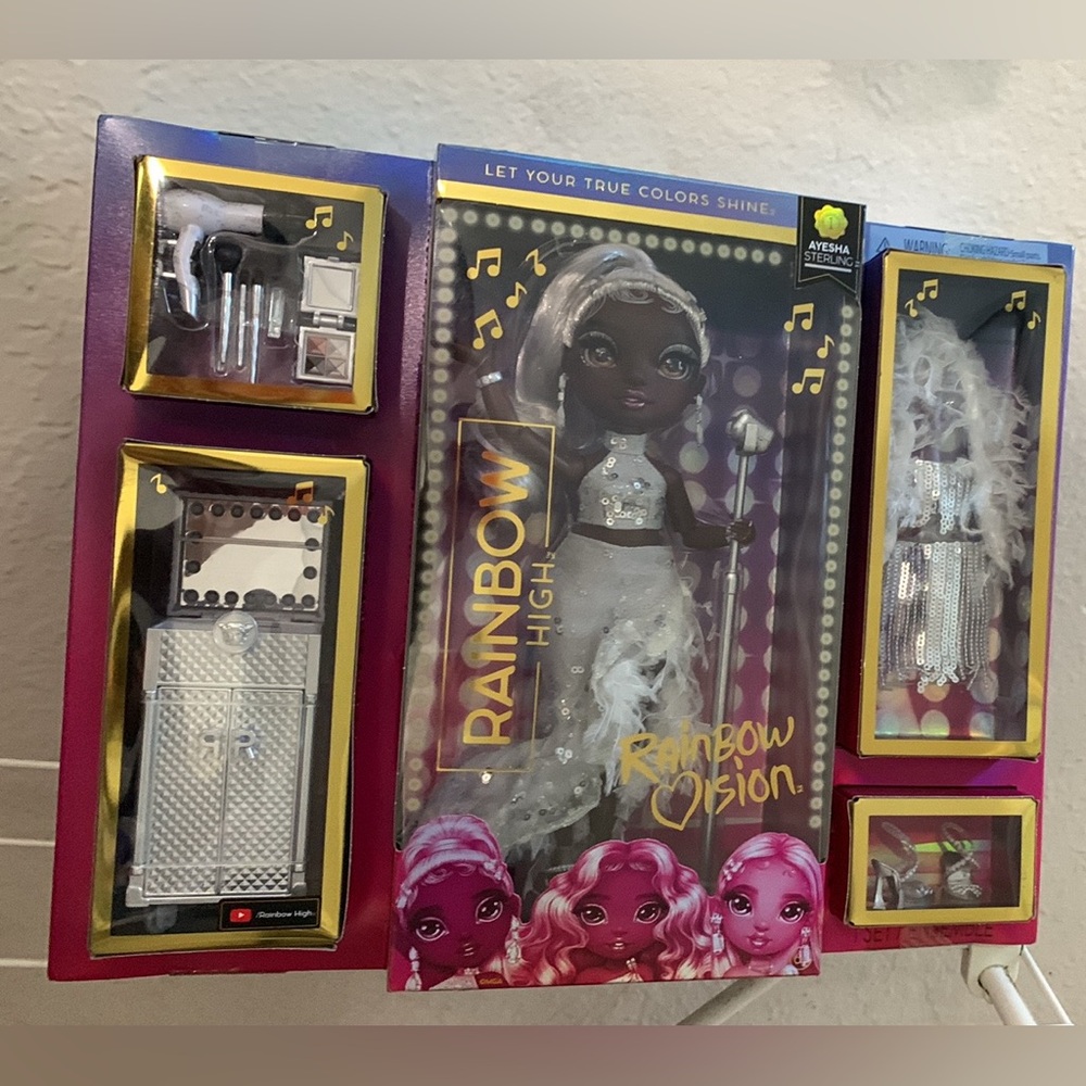 Rainbow High Rainbow Vision Ayesha Sterling Fashion Doll